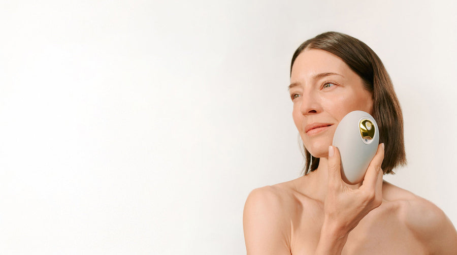 woman using droplette device